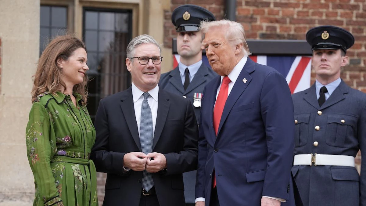 Keir Starmer paid to keep personalised necklace given by Donald Trump