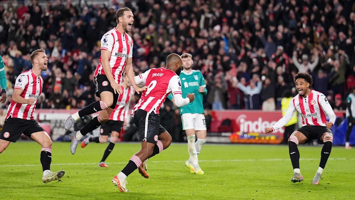 Liverpool’s Premier League title defence in tatters after defeat at Brentford