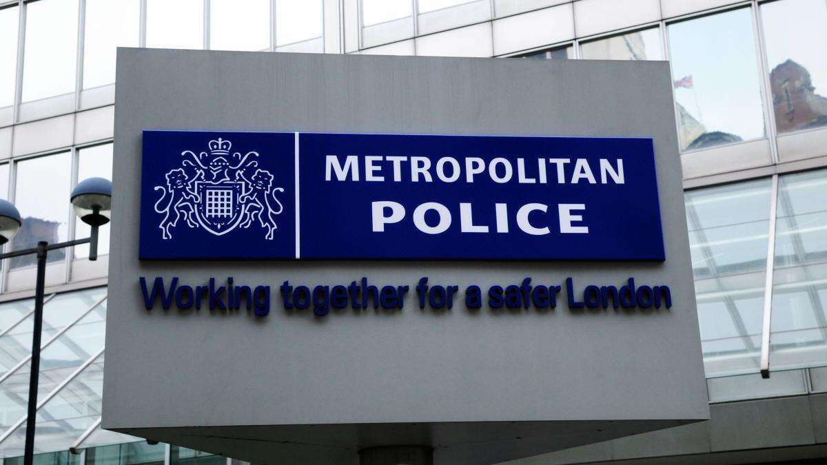 Met police officer sacked after being found guilty of stalking women