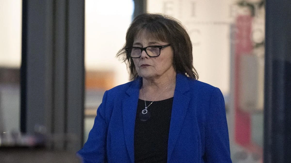 Patients ‘justified’ to feel government failed them, Freeman tells inquiry