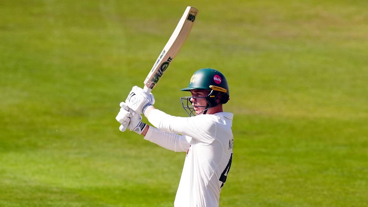 Freddie McCann returns with a bang after hitting century for Nottinghamshire