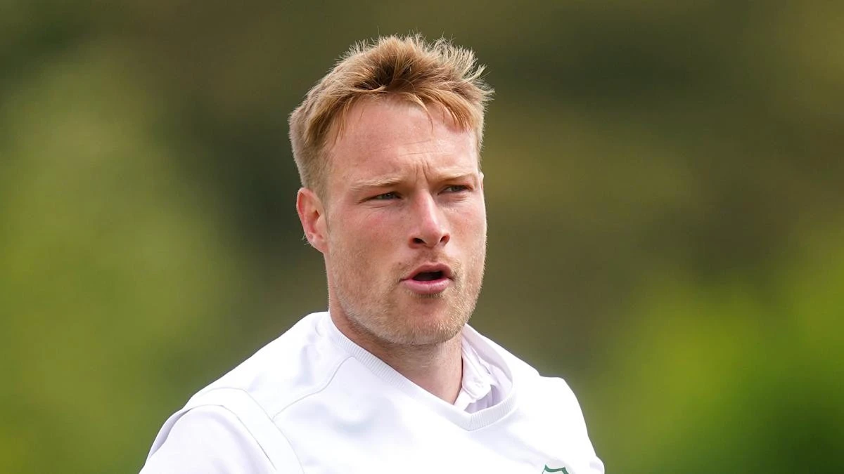 Matthew Waite claims six as Worcestershire beat Essex for first win of season