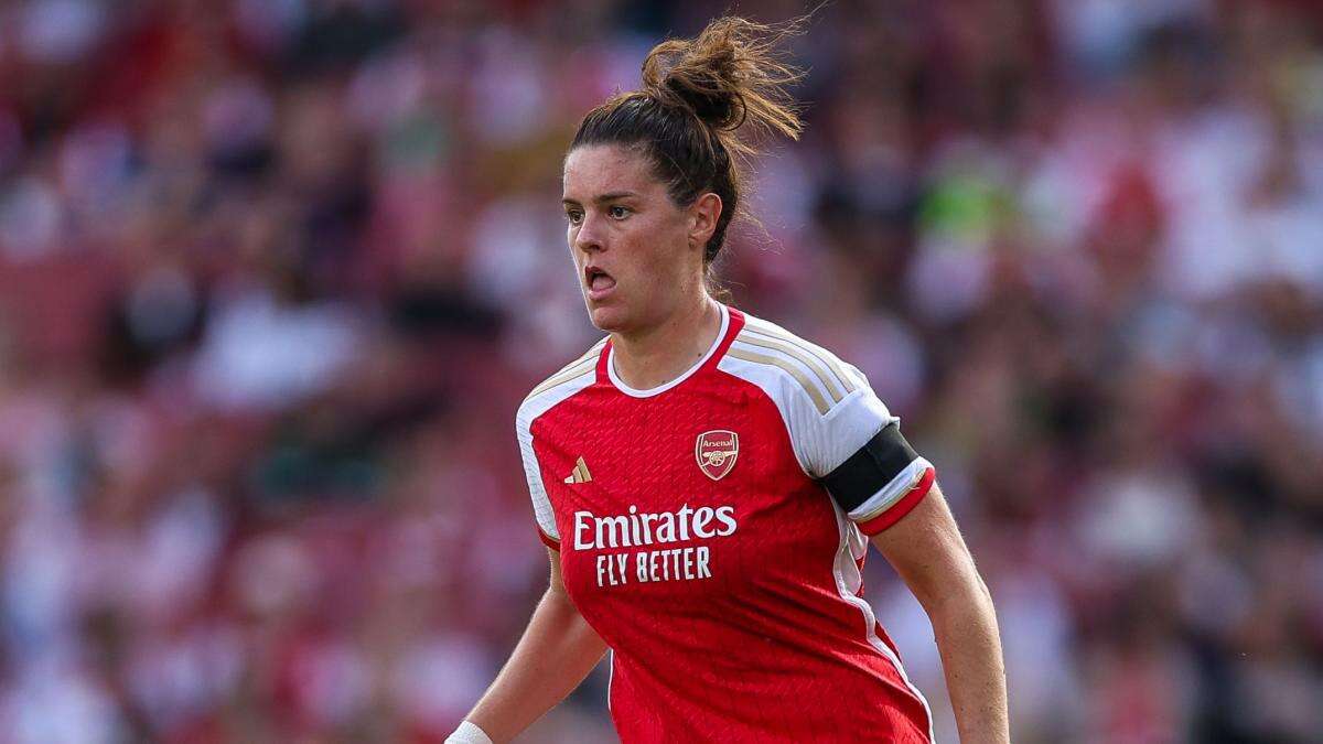 Former Arsenal, Man City and Scotland defender Jen Beattie retires from football