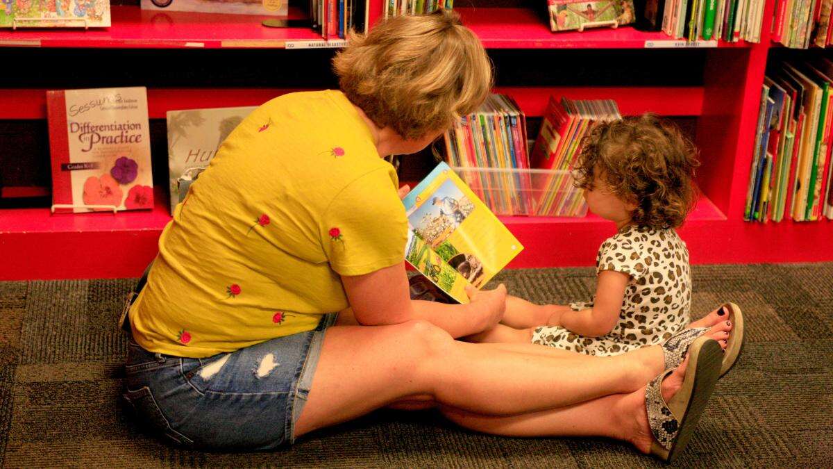 Half of parents do not read to their young children every day – survey