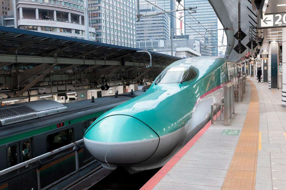 “物流を変える”注目の「荷物新幹線」、JR東日本が開発予定？鉄道各社が注力するワケ