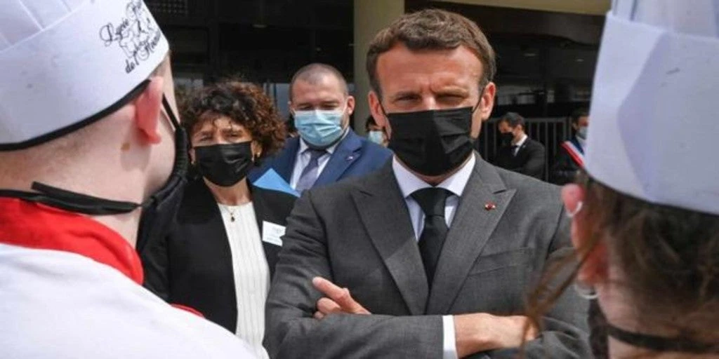Macron es abofeteado al acudir a unas jornadas de hostelería en el Sur de Francia