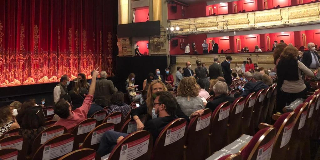 La Policía comprobó que en el Teatro Real se respetaba el aforo y se cumplían las medidas de distanciamiento