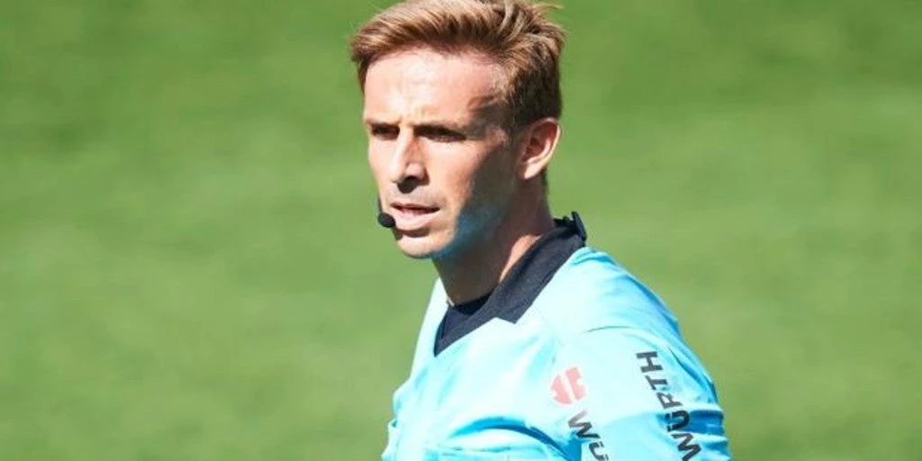 Pizarro Gómez, primer árbitro positivo por covid