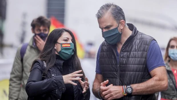 Olona recuerda que Iglesias se reunió con la madre de Rodrigo Lanza para mostrarle apoyo