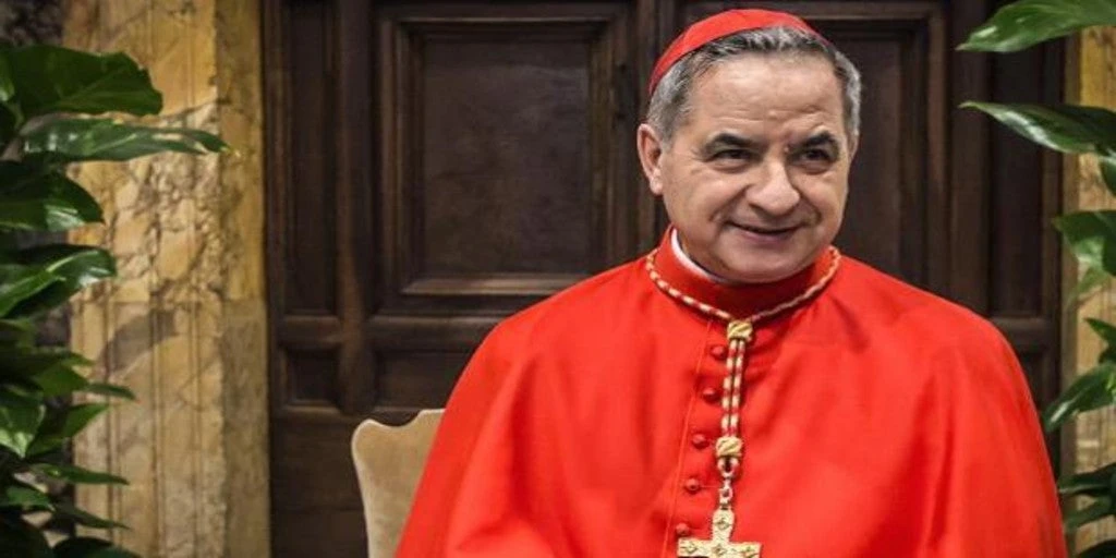 Italia mantiene el arresto de la «dama del cardenal» Becciu y abre su extradición al Vaticano