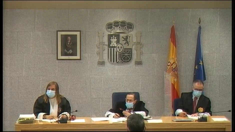 Los mossos que abatieron a Younes Abouyaaqoub temieron morir en una explosión