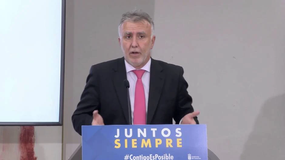 Torres dice que exigir PCR negativo a pasajeros de países de riesgo es un 