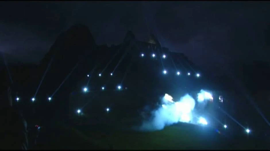 Machu Picchu reabre sus puertas con un impresionante espectáculo de luces
