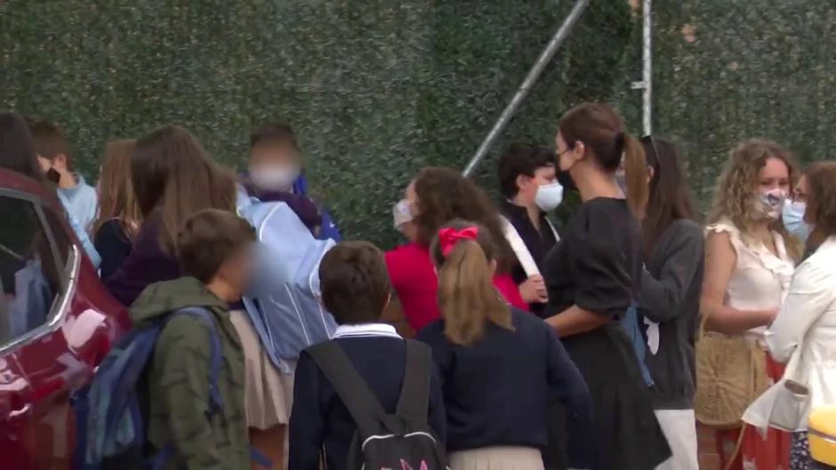 Paula Echevarría, la más fashion en la 'vuelta al cole' de Daniella
