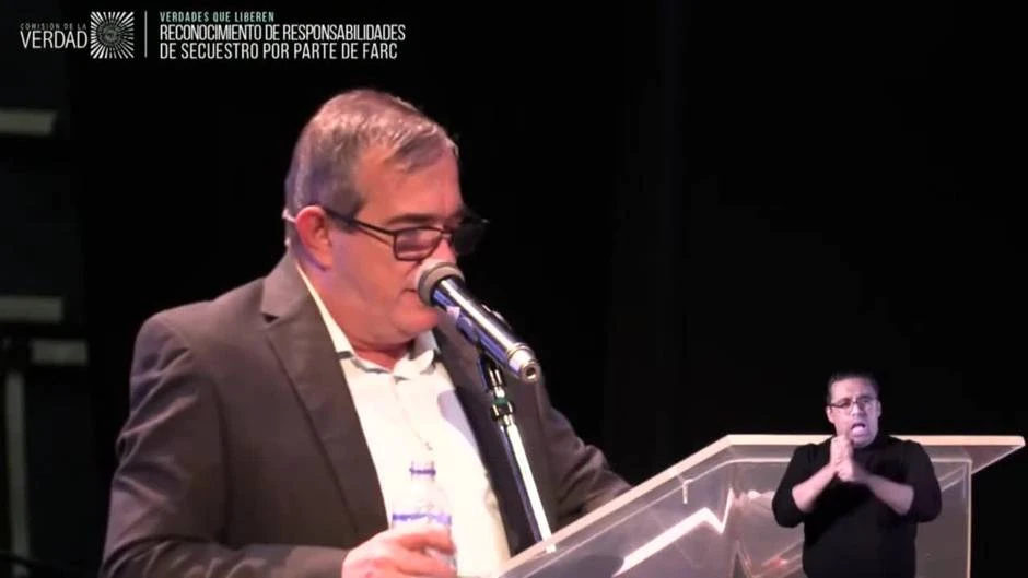 Londoño pide perdón ante las víctimas de los secuestros de las FARC