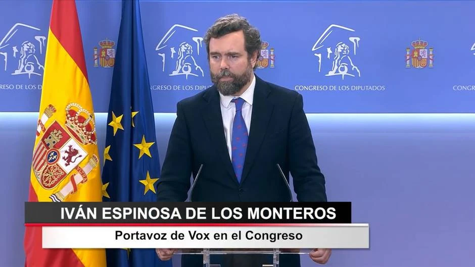 La moción de censura de Vox a Sánchez ocupa el debate político