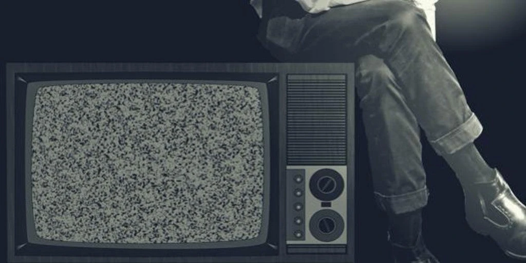 La curiosa historia de la televisión que dejaba a un pueblo sin internet cada mañana