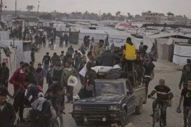 Canada ‘deeply alarmed’ by Gaza violence as aid group pauses food delivery