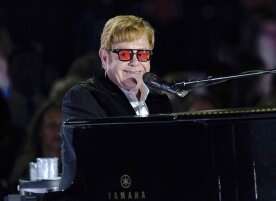 Elton John says he’s lost his eyesight, unable to see his own musical