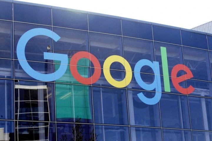 Google Canada signs deals with 8 publishers, will pay news organizations for content