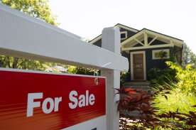 Homebuyers must save decades before buying in Ontario’s largest cities: report