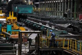‘Walking on a tightrope’: Deloitte predicts downturn for Canadian economy