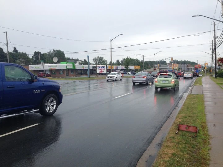 Police charge 3 teens with stunting on Sackville Drive