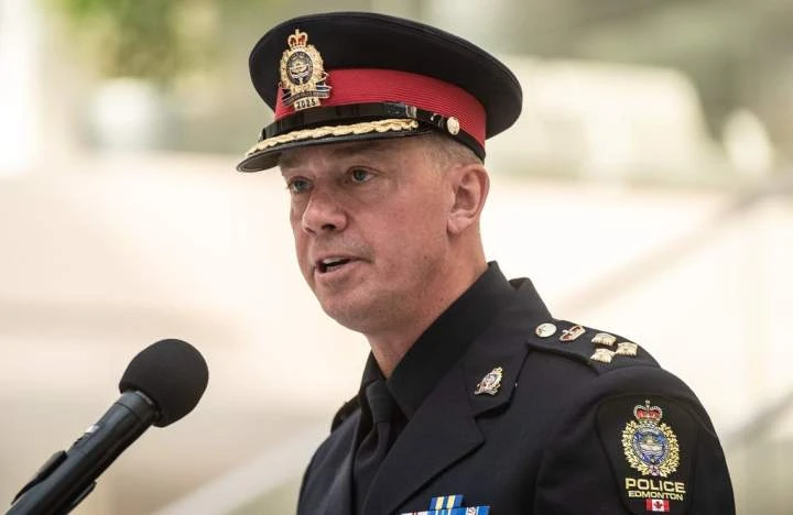 Defence lawyers say police threatening judge