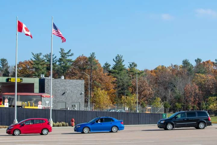 Only 10% of Canadian boomers say they’ll travel to U.S. this winter: survey