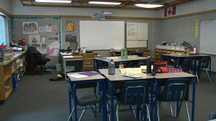 Schools set to close as Alberta government provides online curriculum ahead of teachers strike
