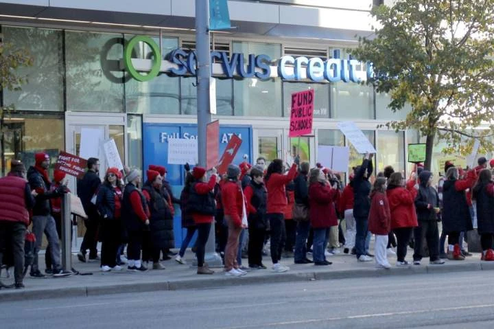 About 750K Alberta students enter 3rd week of no school amid teachers strike