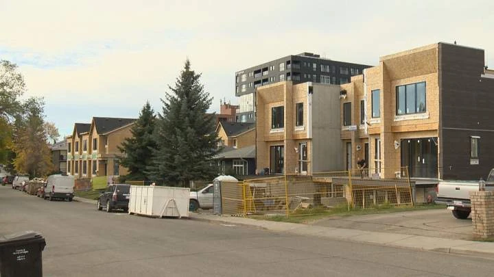 Typical Calgary infill townhouse includes $147K in extra regulatory costs: report
