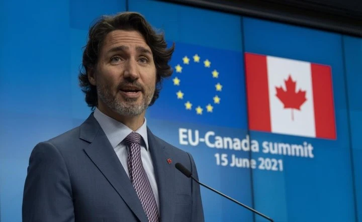 Trudeau, Canadian delegation check in to COVID-19 hotel after overseas G7 trip