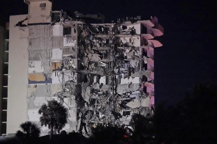 Condo building partially collapses in Miami, prompting massive search and rescue