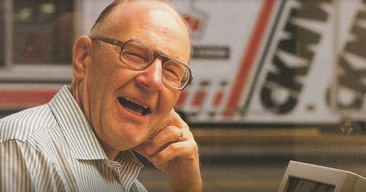 Longtime CKNW news director Warren Barker dies at age 92