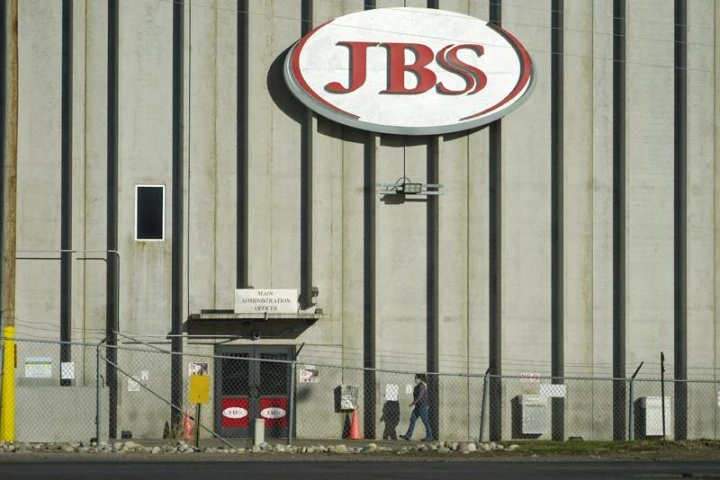 World’s largest meat processor gets back online after cyberattack linked to Russia