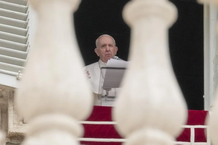 ‘Heart-wrenching’: Pope Francis decries suffering of Myanmar refugees