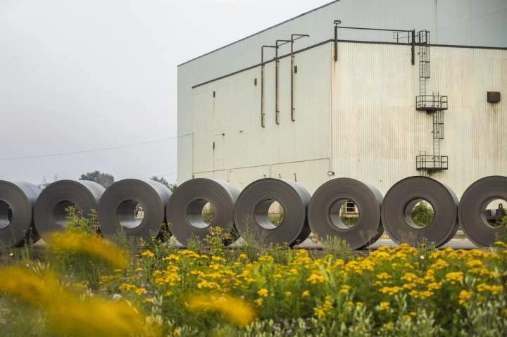 Ottawa to extend steel, aluminum tariff support measures for another year