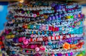 Taylor Swift shows spark beading bonanza, big sales for crafting retailers