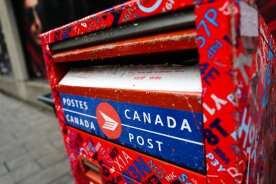 ‘Feeling the pinch’: Potential postal strike may be first of many, Manitoba prof says