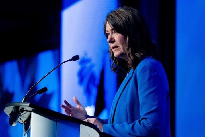 Alberta Premier Danielle Smith believes there’s ‘a deal to be made’ with Trump on tariffs