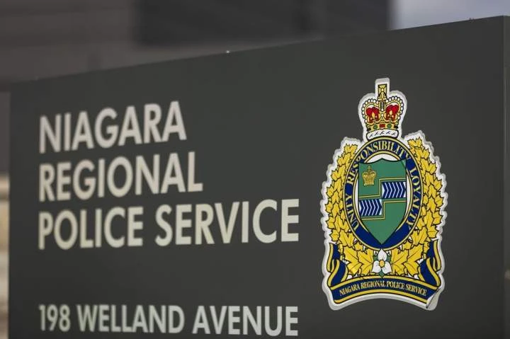 Man riding electric bike dead after colliding with bus in St. Catharines
