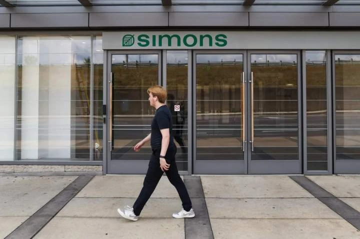 Toronto’s first Simons location marks ‘new chapter’ for department store: CEO
