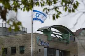 Israel national day: Israeli flag raised at Ottawa City Hall with little fanfare