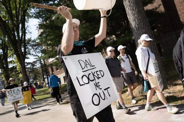 Conciliation scheduled for Monday as Dalhousie University labour dispute drags on