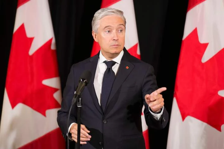 Canada must ‘reinvent’ economy like it did in 1945, finance minister says