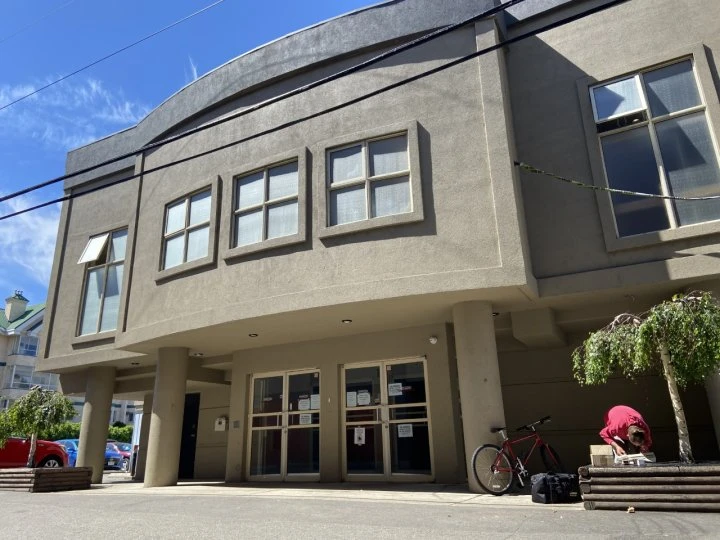 City of Penticton pursuing legal action in shelter battle with province, BC Housing