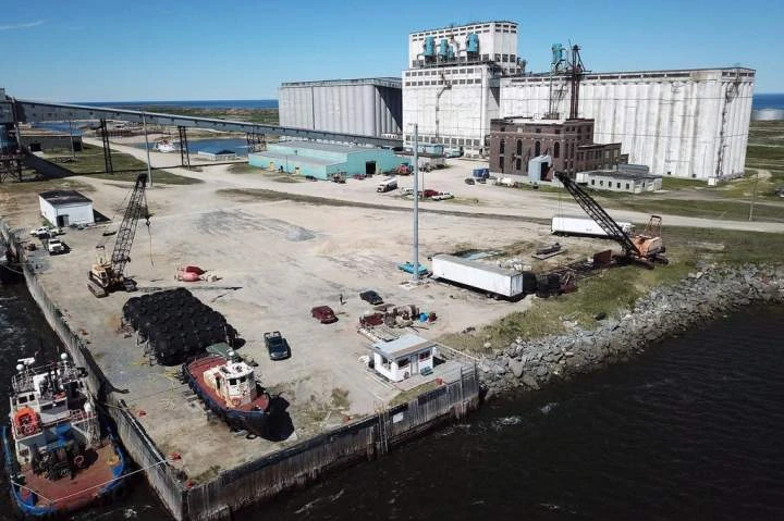 Manitoba, Sask. governments agree to bolster northern trade via Churchill port