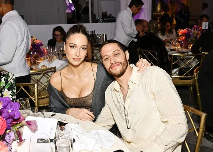 Pete Davidson expecting 1st baby with girlfriend Elsie Hewitt