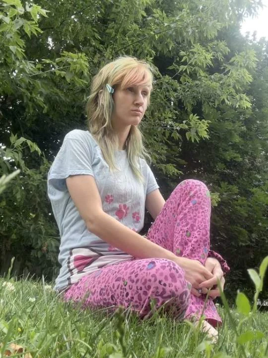 Non-binary person’s U.S. deportation paused due to risks faced by LGBTQ+ people